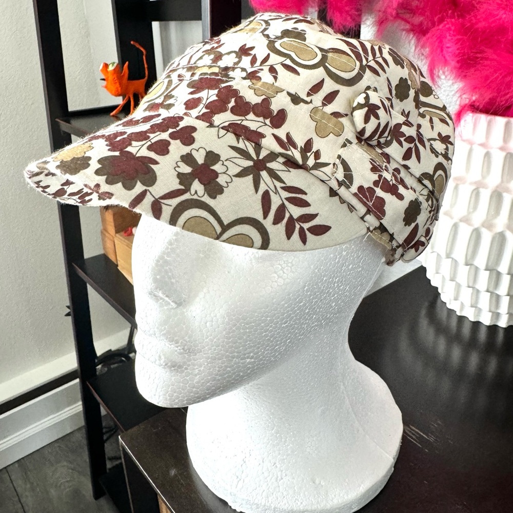 Neutral Floral Newsboy Cap